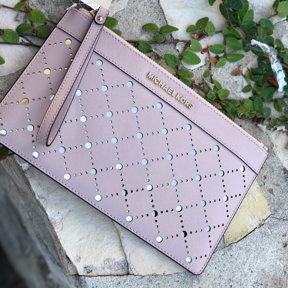 NWT Michael Kors XL Zip perforated Clutch pink - Picture 5 of 7